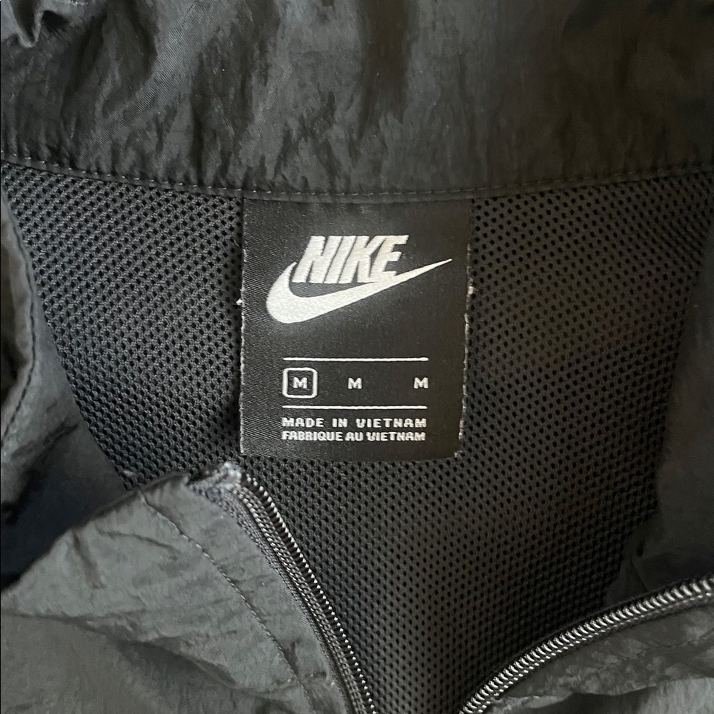Nike Half-Zip Pullover Jacket Medium Black White Gray Windbreaker Synch Waist - Picture 4 of 16